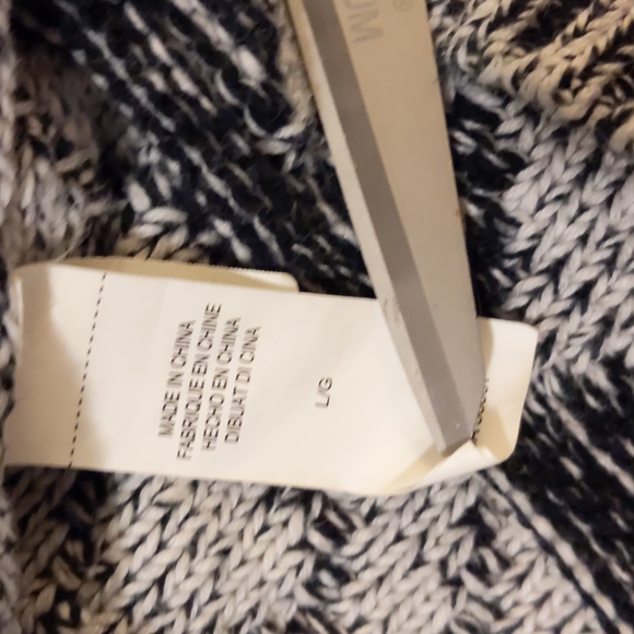 Lucky brand sweater black and white size L - Picture 8 of 8